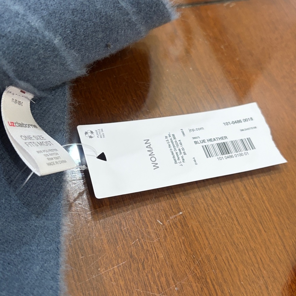 Liz Claiborne Fringe Scarf Wrap  Blue Heather
* All $ donated to Charity * - Picture 8 of 8